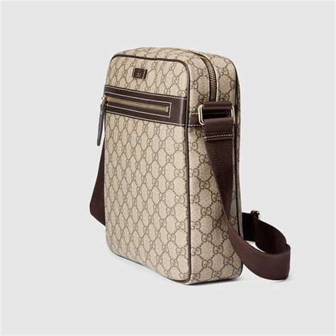 gucci homme sacoche|sac a couche gucci prix.